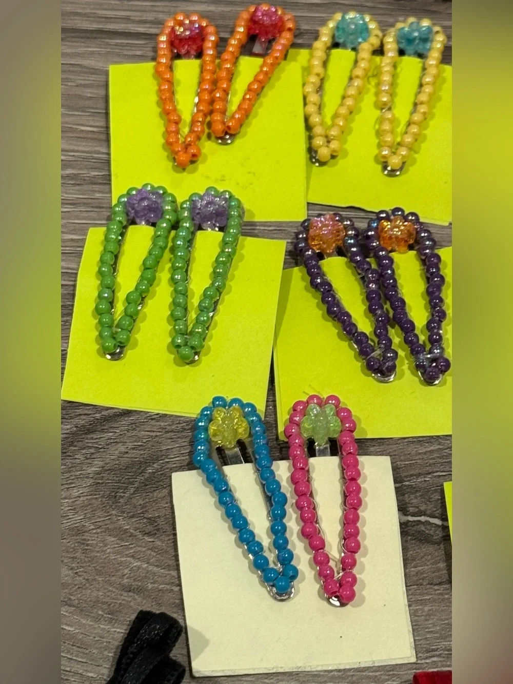 Assorted Kids’ Hair Clips and Barrettes - Multicolor Pairs & Loose Styles